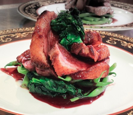 Magret of duck with cranberry sauce